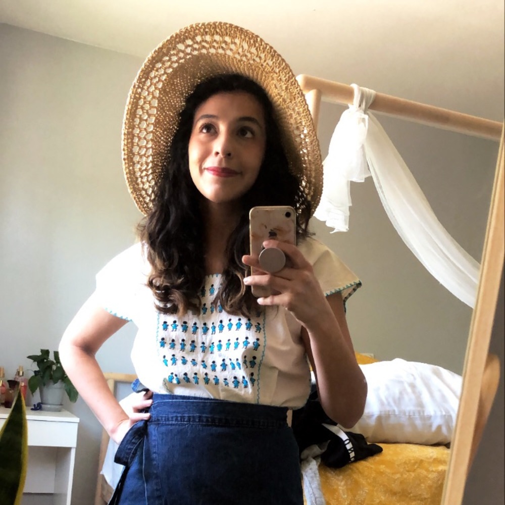 Meet your Posher, Leslie